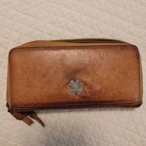 Lucky Brand wallet